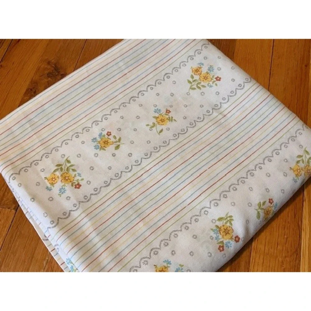 Vintage Thomaston New Era Queen Flat sheet‎ with 2 pillowcases striped floral